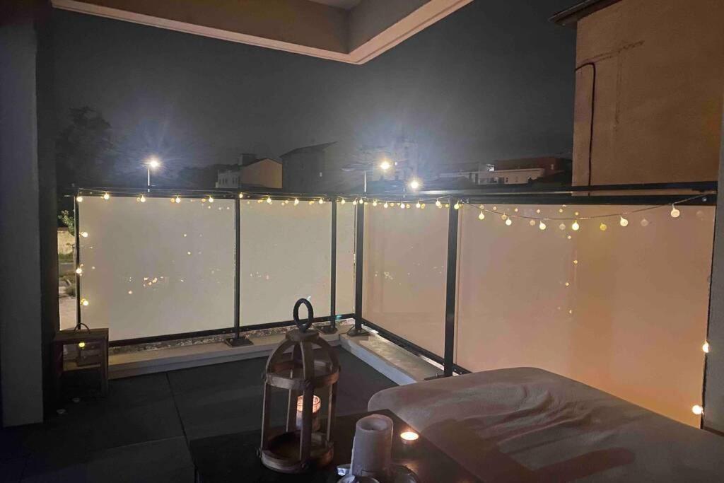 Meyzieu : Superbe Appartement Tres Cosy. メイジュー エクステリア 写真
